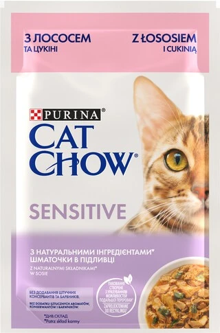 Упаковка влажного корма для кошек с чувствительным пищеварением Purina Cat Chow кусочки в подливе с лососем и цуккини 85 г x 26 шт.