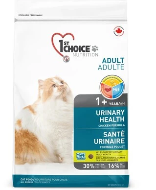 Сухой корм для взрослых котов 1st Choice Urinary Health для котов склонных к МКБ 1.8 кг