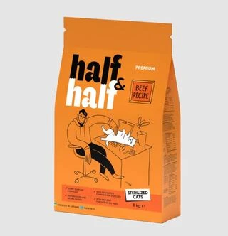 Корм сухой HalfHalf для стерилизованных кошек с говядиной 2 кг